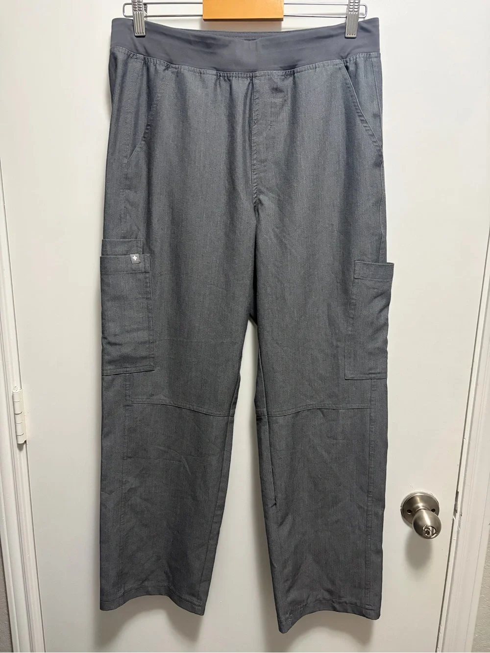 Figs Mens Axim Cargo Scrub Pants Gray Heathered Green Drawstring Size Medium